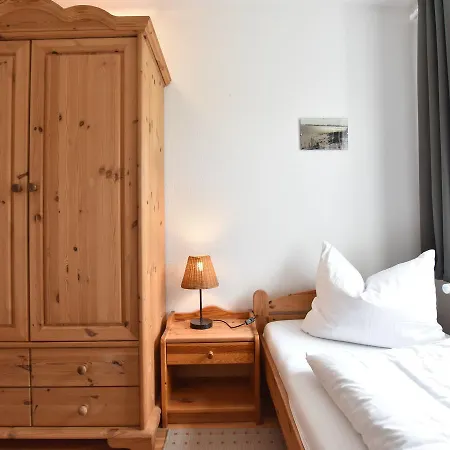 Beautiful In Near The Beach Apartment